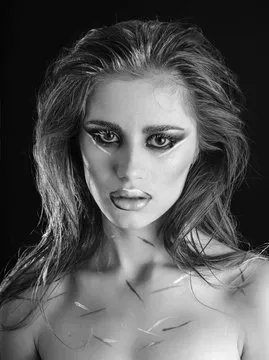 资深赛事解说员形象照